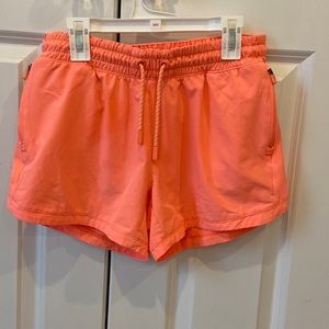 Athleta Girls size: XXL bright coral shorts inseam:3”
